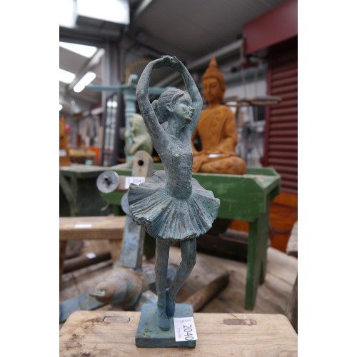 Lot 2040      