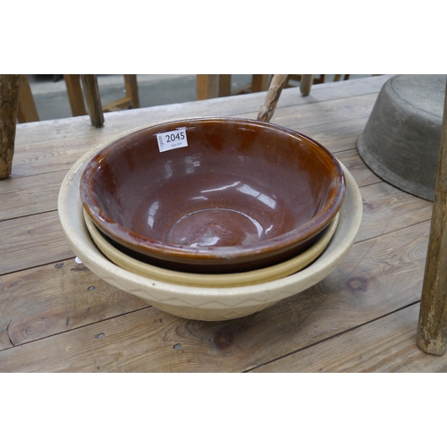 Lot 2045      