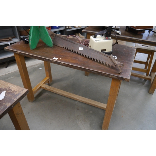 Lot 2058      
