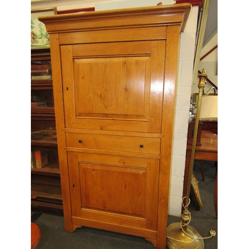 Lot 1028      