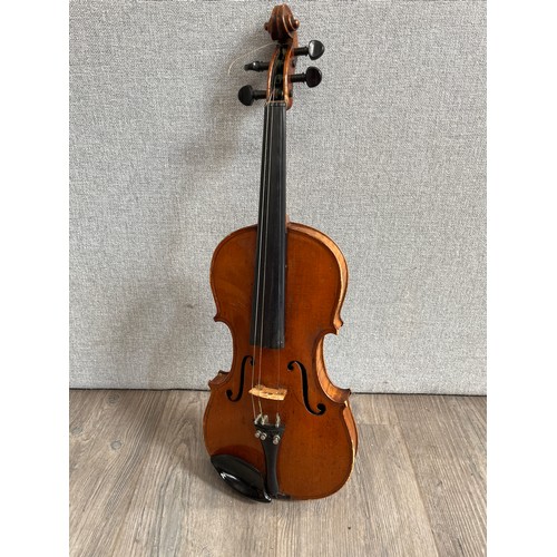 Lot 5004      