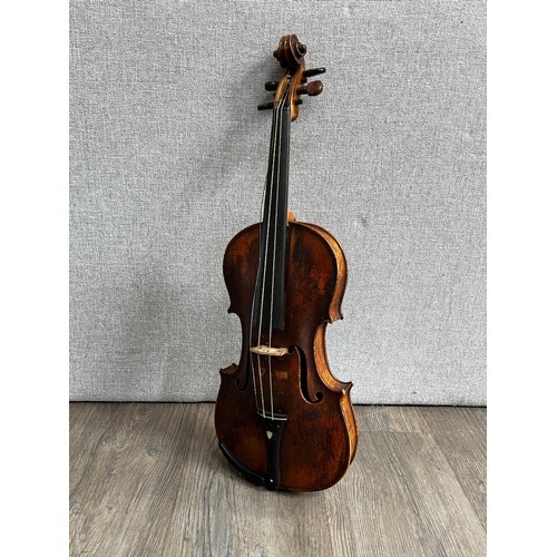 Lot 5003      