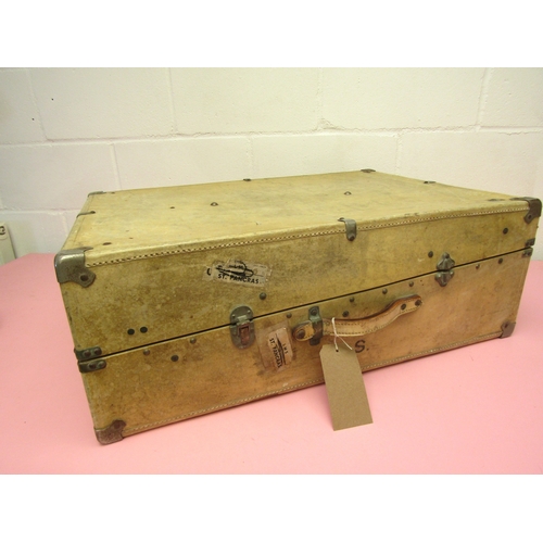 Lot 9037      