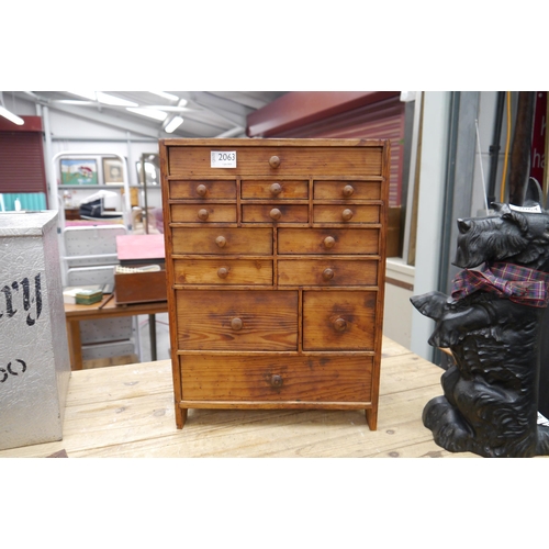 Lot 2063      
