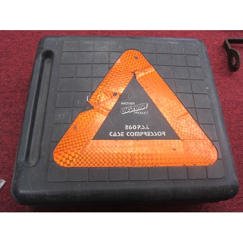 7091 - A cased compressor