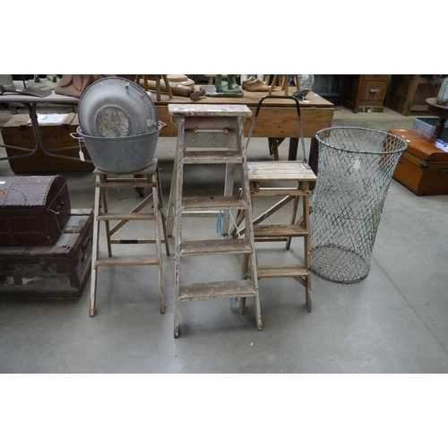 Lot 2026      