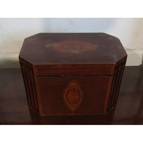 Lot 1027      