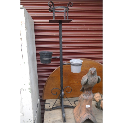Lot 2056      