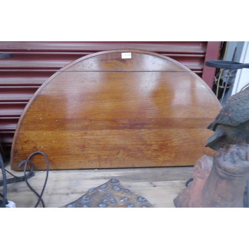 Lot 2058      