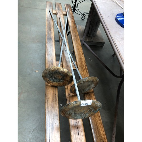 Lot 2030      