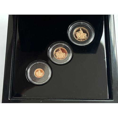 7367 - An East India Company London 'The 2024 William Wyon Una and the Lion' sovereign three gold proof coi... 