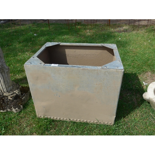 Lot 8045      