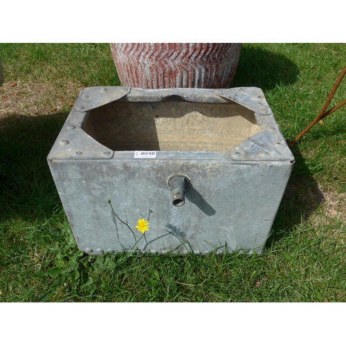 Lot 8048      