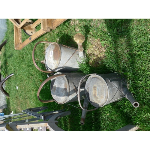 Lot 8058      