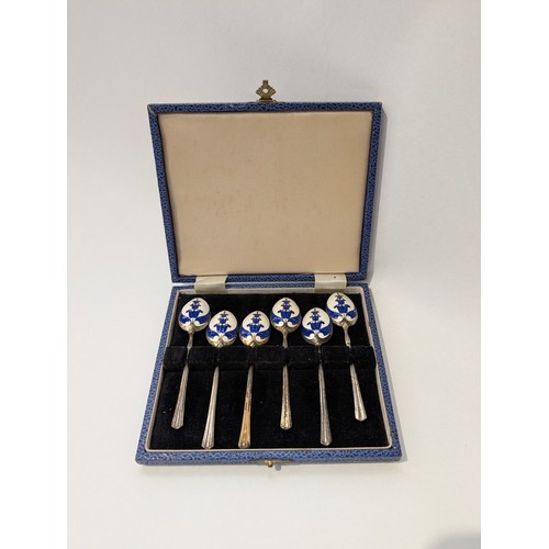 Lot 8047      