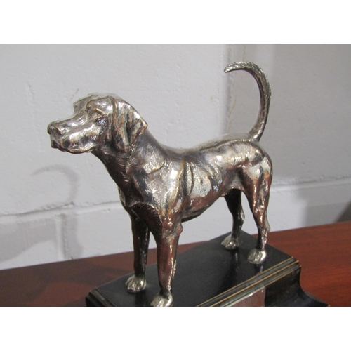 1005 - A golfing trophy: 