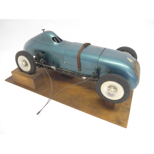 6203 - An M&E Models of Exmouth 'Special' tethered racing car, c.1947, the hand carved wooden body with ori... 