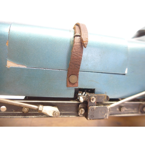 6203 - An M&E Models of Exmouth 'Special' tethered racing car, c.1947, the hand carved wooden body with ori... 