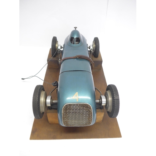 6203 - An M&E Models of Exmouth 'Special' tethered racing car, c.1947, the hand carved wooden body with ori... 