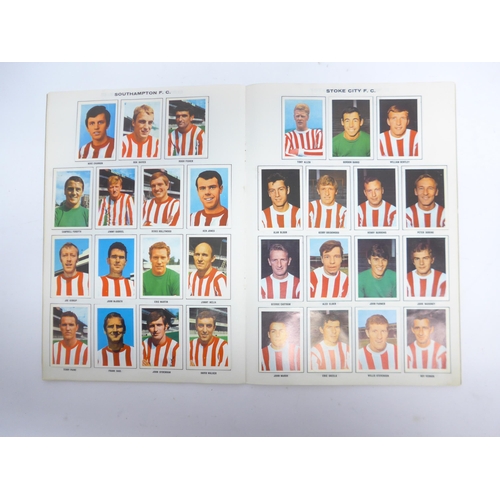 6033B - Football trade cards - Three fully completed football Picture Stamp albums, comprising English First... 