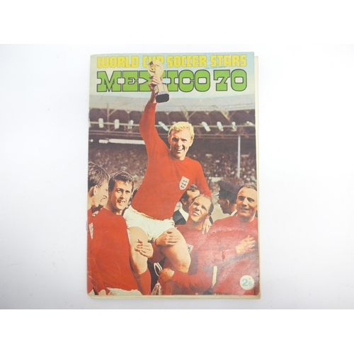 6033B - Football trade cards - Three fully completed football Picture Stamp albums, comprising English First... 