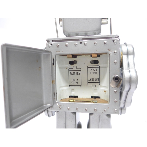 6030 - A boxed 1960s SH / Horikawa (Japan) battery operated Gear Robot with silver tinplate body, clear pla... 