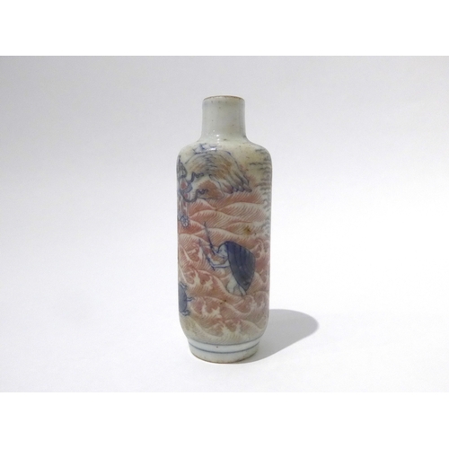 9017 - A snuff bottle decorated in imari palette depicting gods

7.7cm high

Provenance 
Henry Potter Steve... 