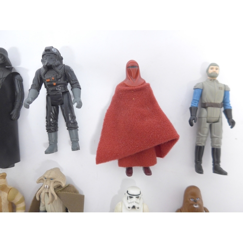 6017 - A collection of nineteen loose vintage Kenner and Palitoy LFL/CPG/GMFGI Star Wars action figures to ... 