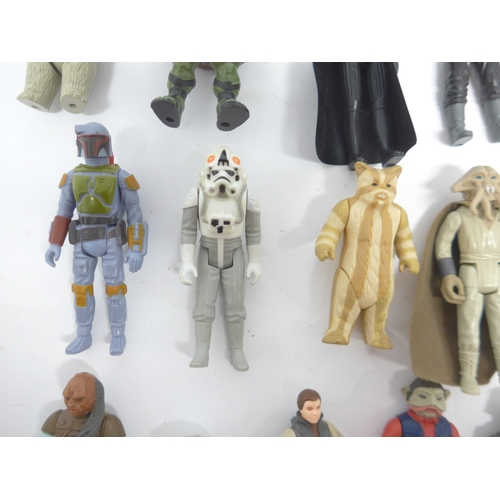 6017 - A collection of nineteen loose vintage Kenner and Palitoy LFL/CPG/GMFGI Star Wars action figures to ... 