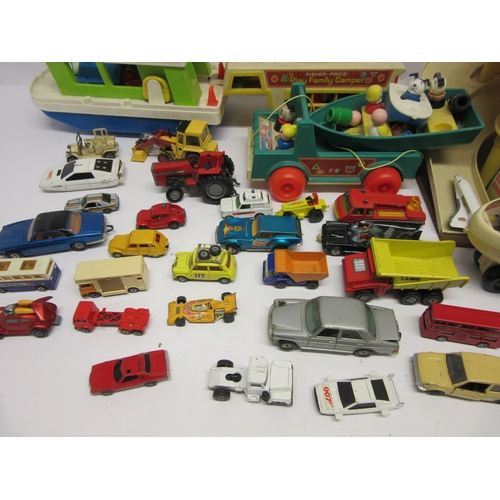 6043 - A collection of vintage toys including Fisher Price Little People Happy House Boat, Family Camper, e... 