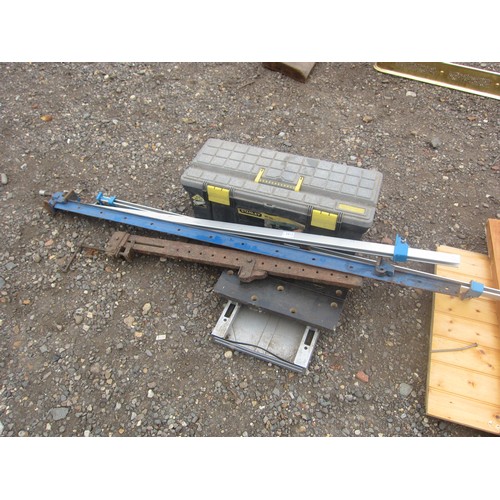 3412 - A quantity of sash clamps, tool box etc