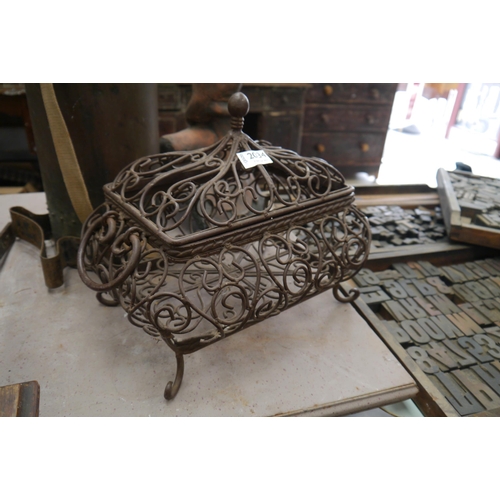 Lot 2034      