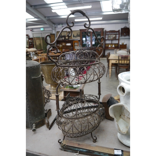 Lot 2037      