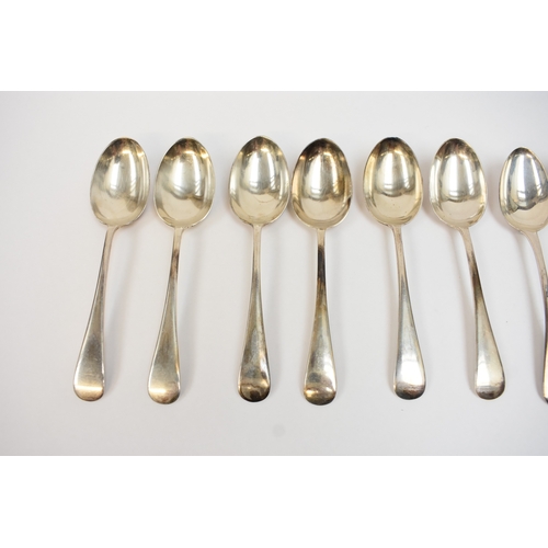 5103 - Twelve silver 