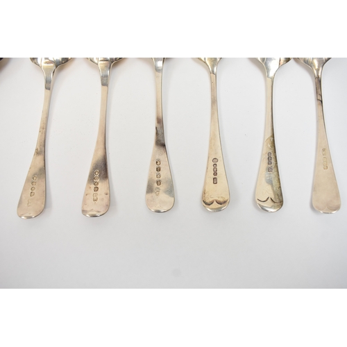 5103 - Twelve silver 