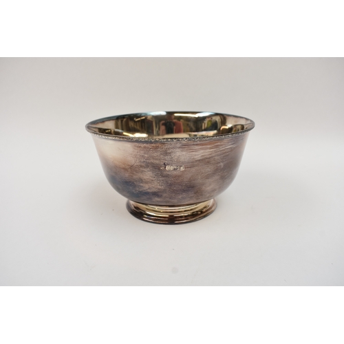 5073 - A Garrard & Co silver presentation bowl with inscription to the front 