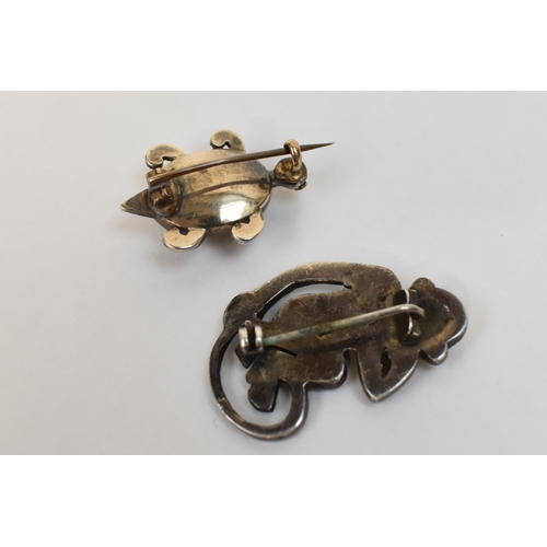 5120 - A diamond and cabochon turtle brooch and marcasite and silver monkey brooch, 2.5cm long and 3.3cm ta... 