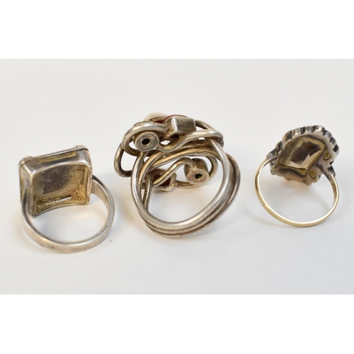 5118 - Three rings including Modernist floral