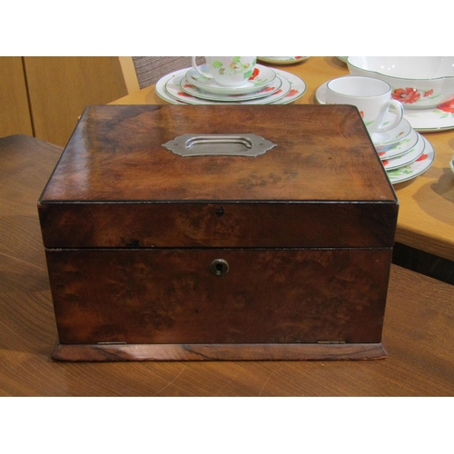 1020 - A Victorian flame walnut trinket box