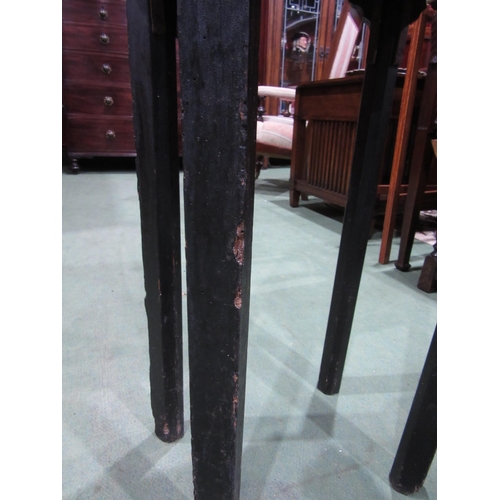 4007 - A Chinoiserie lacquered cabinet on stand with gilt figural and bird embellishment, three doors openi... 