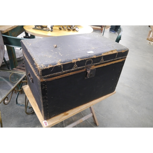 2021 - A Georgian pine box, linen covered