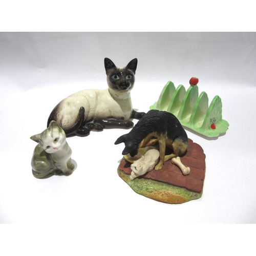 1847 - A Beswick Siamese Cat, in gloss, model no. 1559, Beswick Kitten - seated, model no. 1436, John Beswi... 