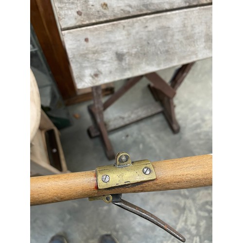 2011 - A 1920's long reach grabber