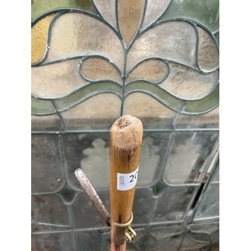 2011 - A 1920's long reach grabber