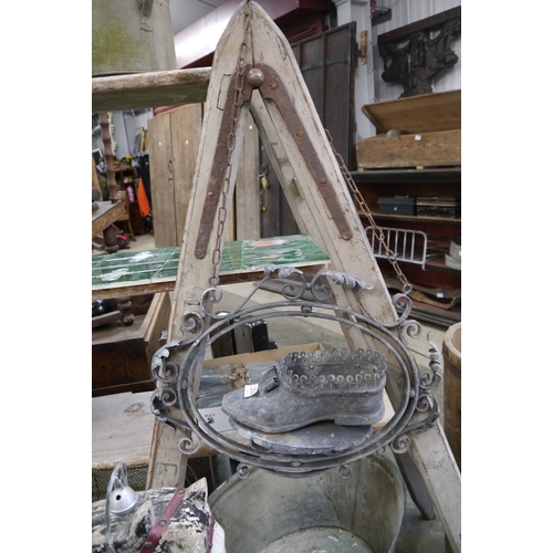 2011 - An early 20th Century wrought iron shoe shop display sign