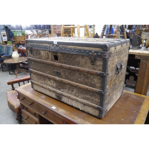 2007 - A well worn travel case by Louis Vuitton, no lock plate, 90x53x58cm tall