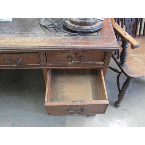 2005 - An Edwardian oak leatherette topped pedestal desk for restoration