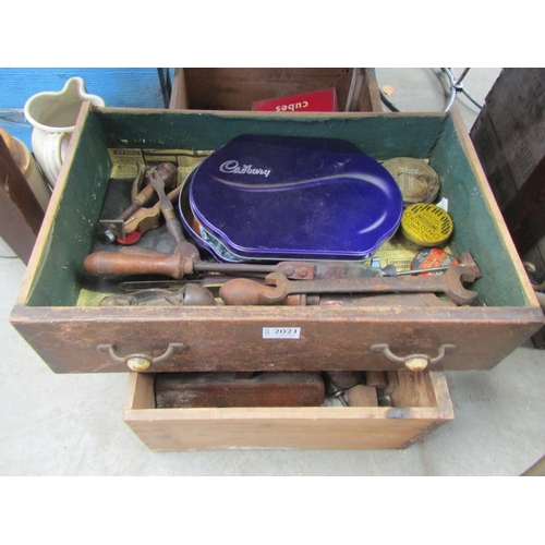 2021 - Two trays of carpenters tools including plane, wood mallets and drill bits