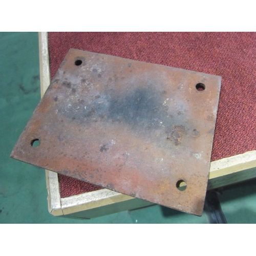 7061 - A cast plaque SV 2'-3