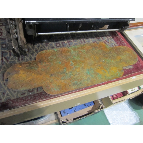 7062 - A modern cast iron 'Waiting Room' totem style sign, 59cm x 21cm